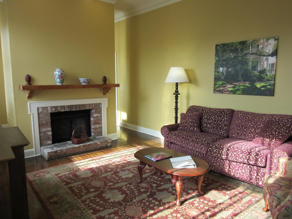 The Lodge Alley Inn Charleston Extérieur photo
